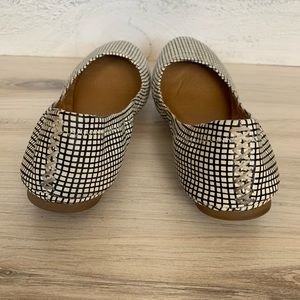 Lucky Brand Shoes - Lucky Brand Emmie Grid Flats Lucky Brand Shoes - Lucky Brand Emmie Grid Flats